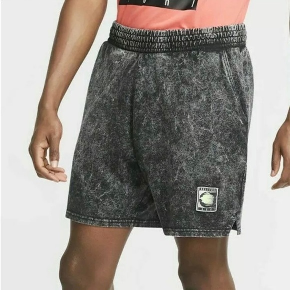 nike challenge court short